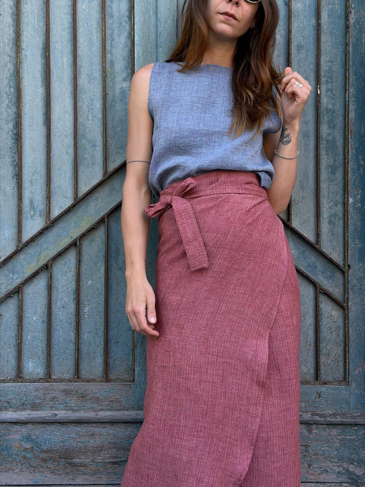 Top Emilia in lino azzurro jeans