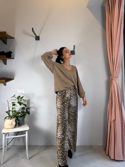 Pantaloni Mia in viscosa leopardata