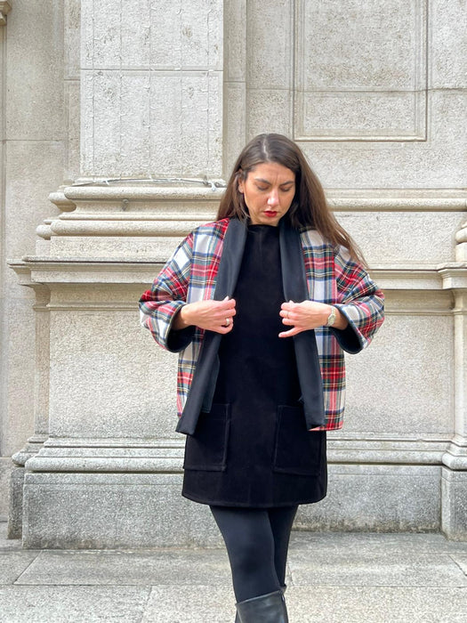 Giacca kimono double face in lana nere e tartan