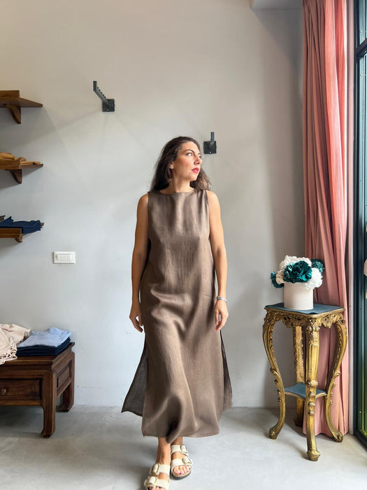 Abito Emilia lungo in lino marrone chiaro