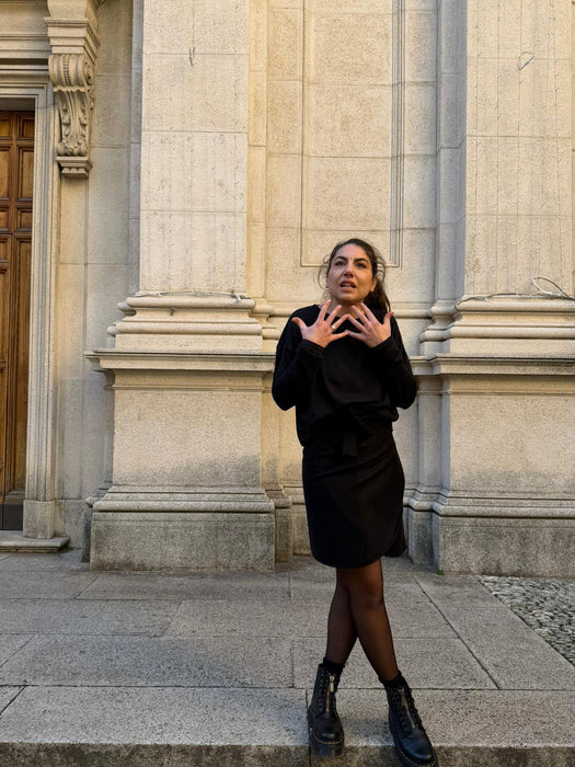 Gonna Matilda corta in panno di lana nero