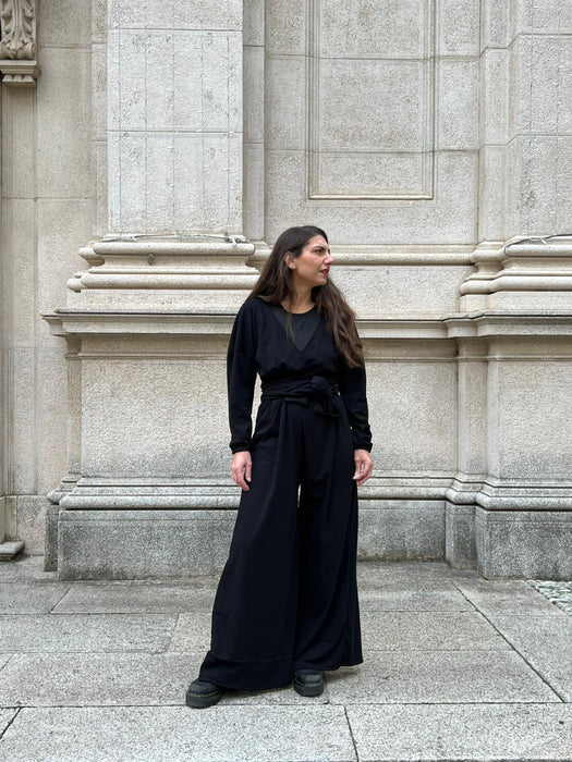 Tuta Magda a  manica lunga nera