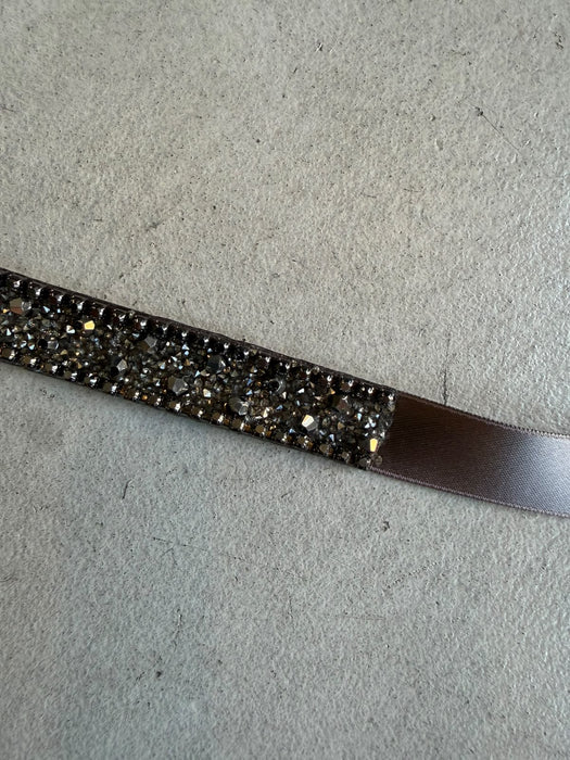 Choker in raso e cristalli gunmetal