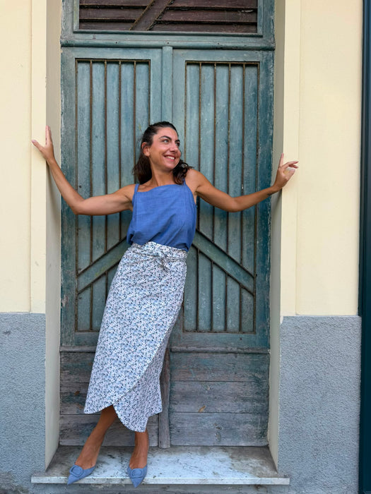 Top Filomena in cotone azzurro