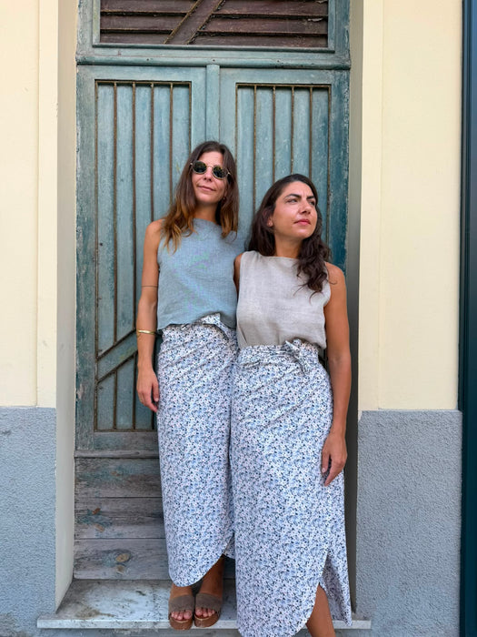 Top Emilia in lino color sabbia