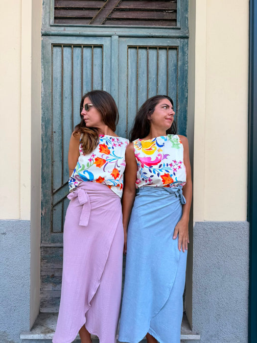 Top Emilia in cotone a fiori colorati