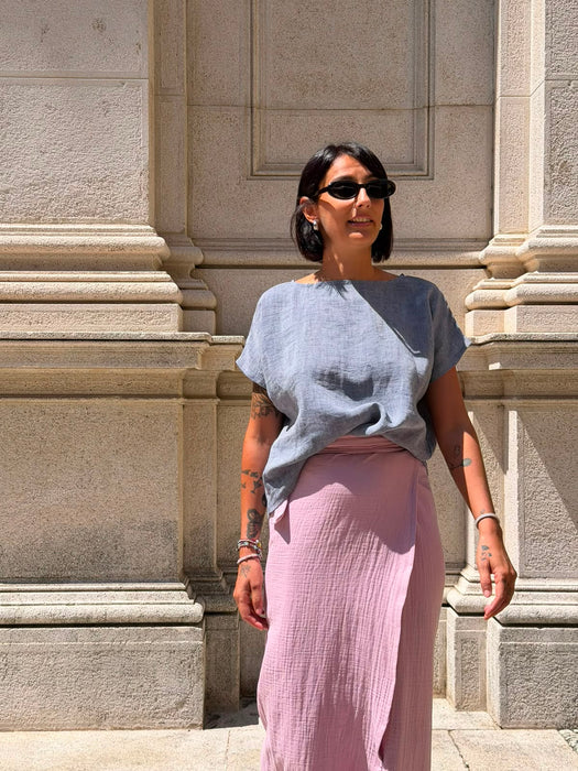 T-Shirt Scatoletta in lino azzurro jeans
