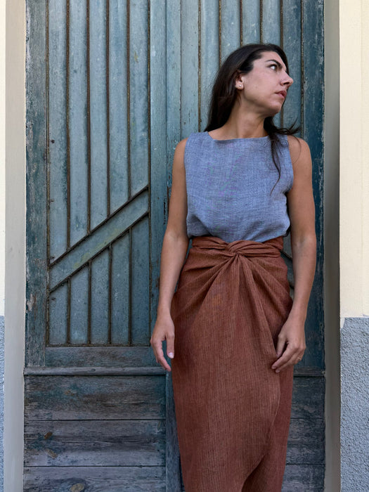 Top Emilia in lino azzurro jeans