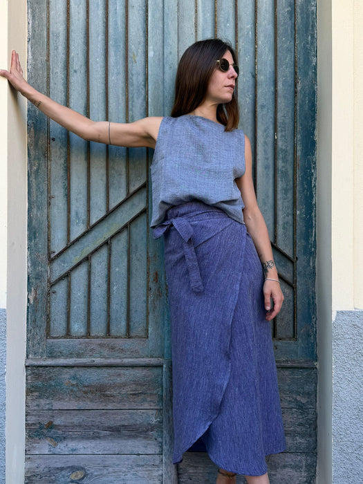 Top Emilia in lino azzurro jeans