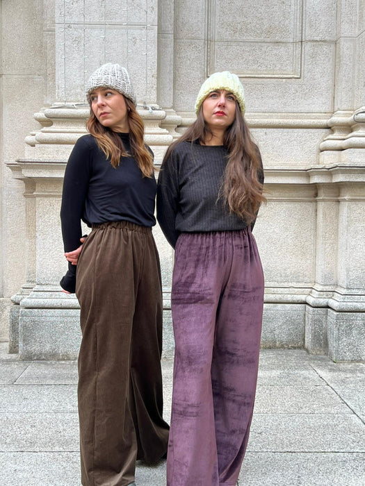 Pantaloni Mia in ciniglia melanzana