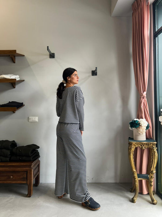 Pantaloni Mia a righe blu e bianche