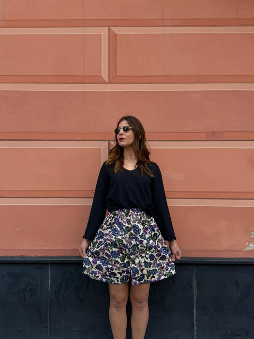 Gonna Eva in gabardine a fiori viola