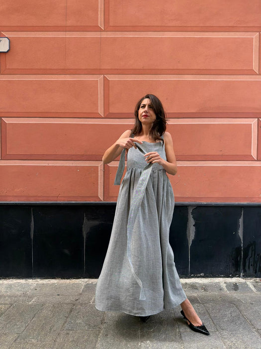 Abito Barbara in lino color azzurro polvere