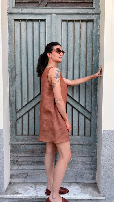 Abito Emilia in lino color terracotta