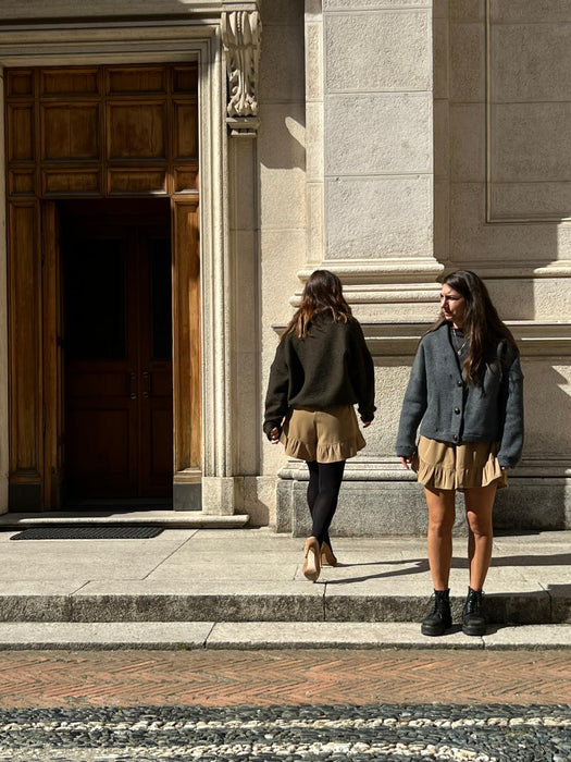 Pantagonna Itana in gabardine di lana biscotto