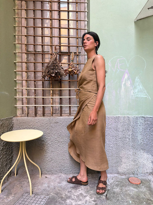 Top Emilia in lino color ocra/senape