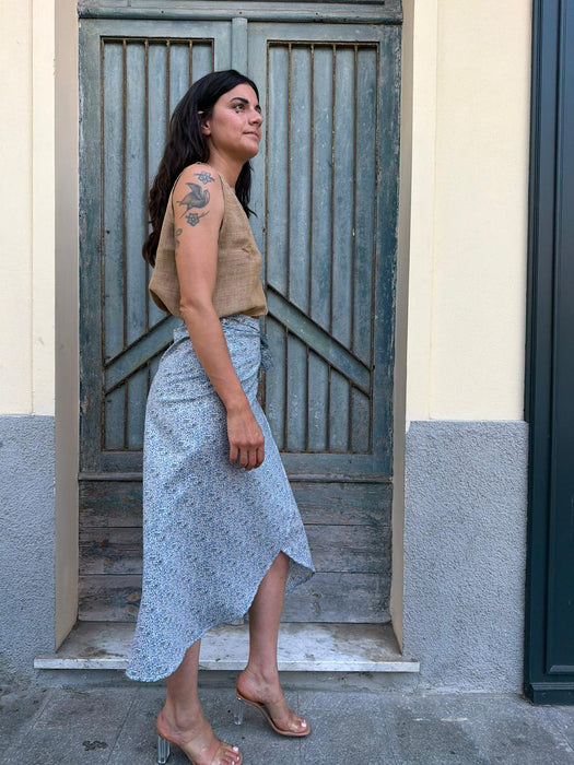 Gonna Matilda a fiorellini azzurri