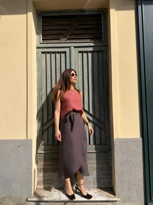 Top Emilia in lino color lampone